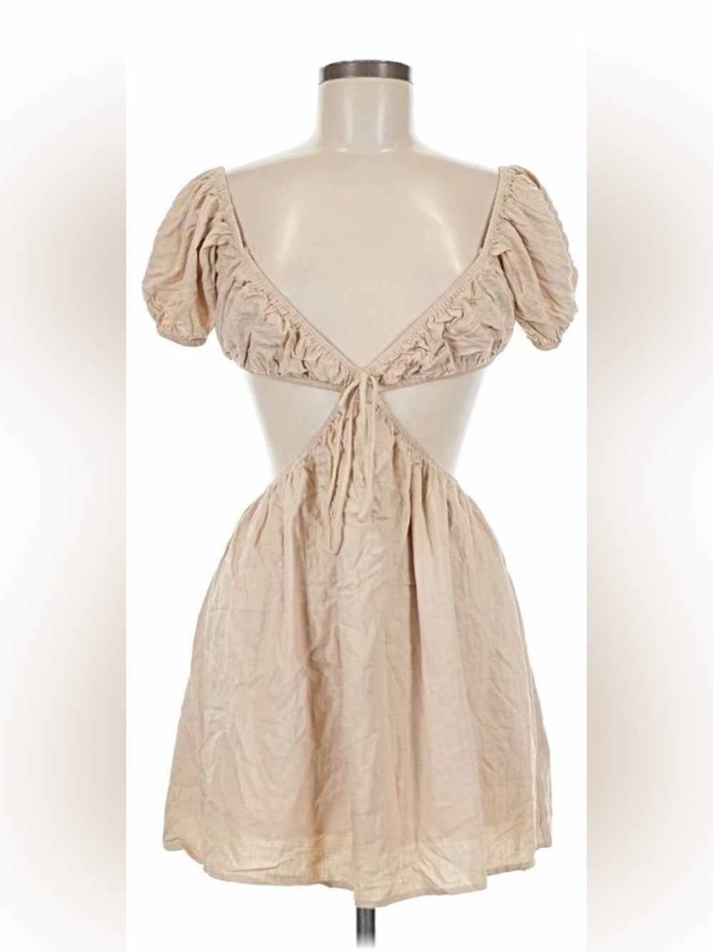 Cut-Out dress - Picture 1 of 4